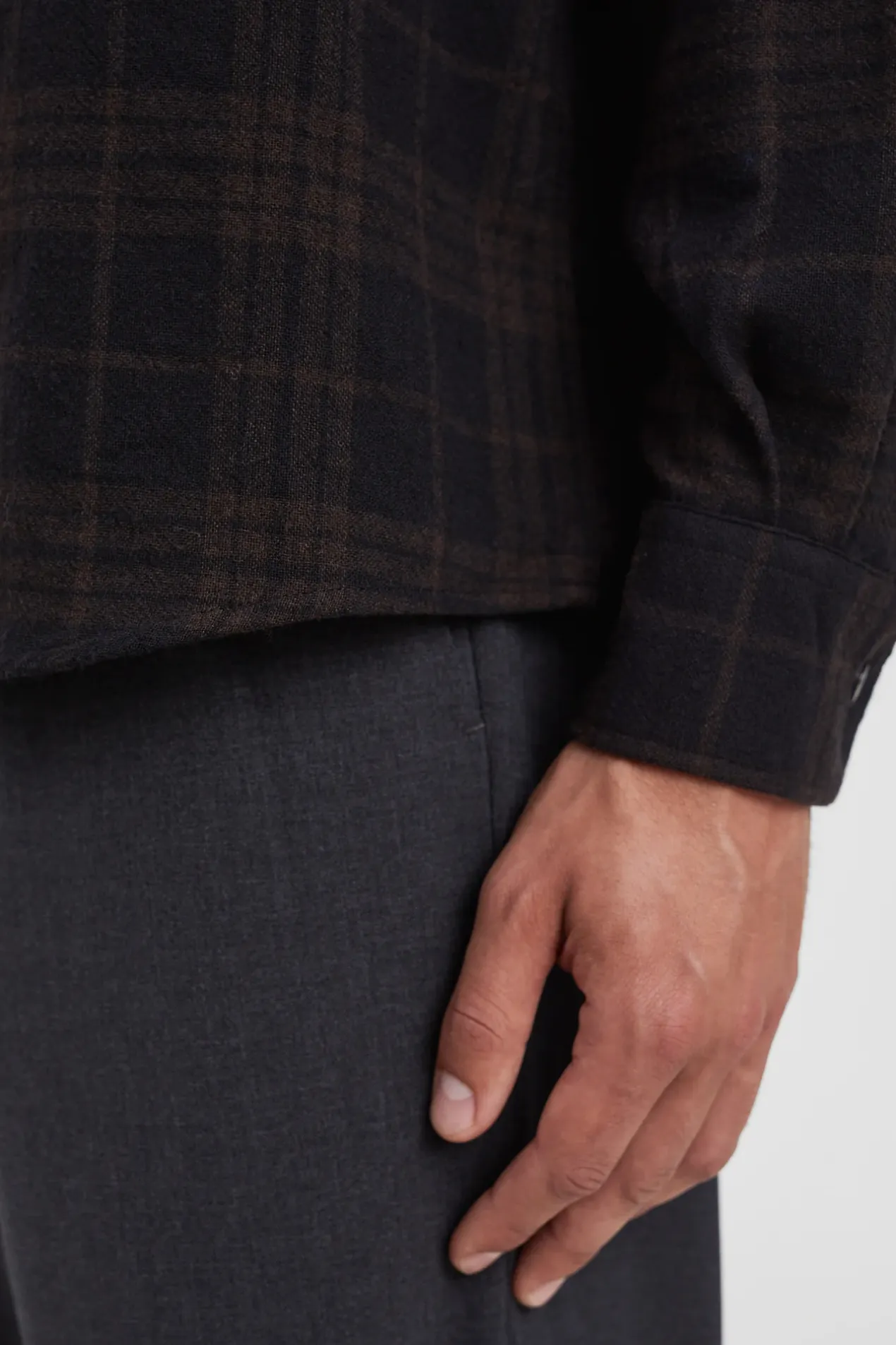 algot_relaxed_wool_check_shirt_5-1.webp Norse Projects SHIRTING^Algot Relaxed Wool Check Shirt Espresso