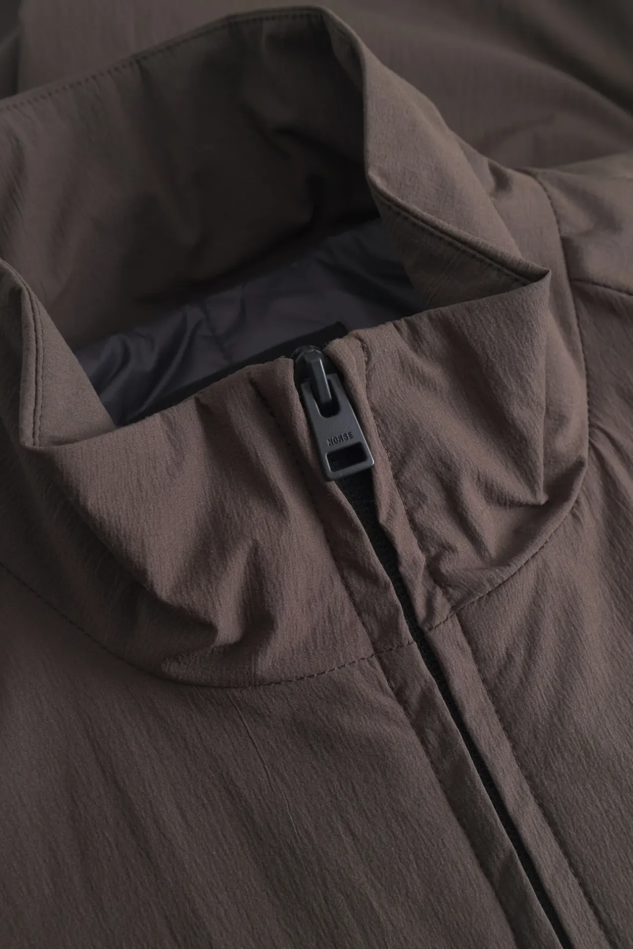 alta_l_jacket_7.webp Norse Projects OUTERWEAR^Alta 2L Jacket Espresso