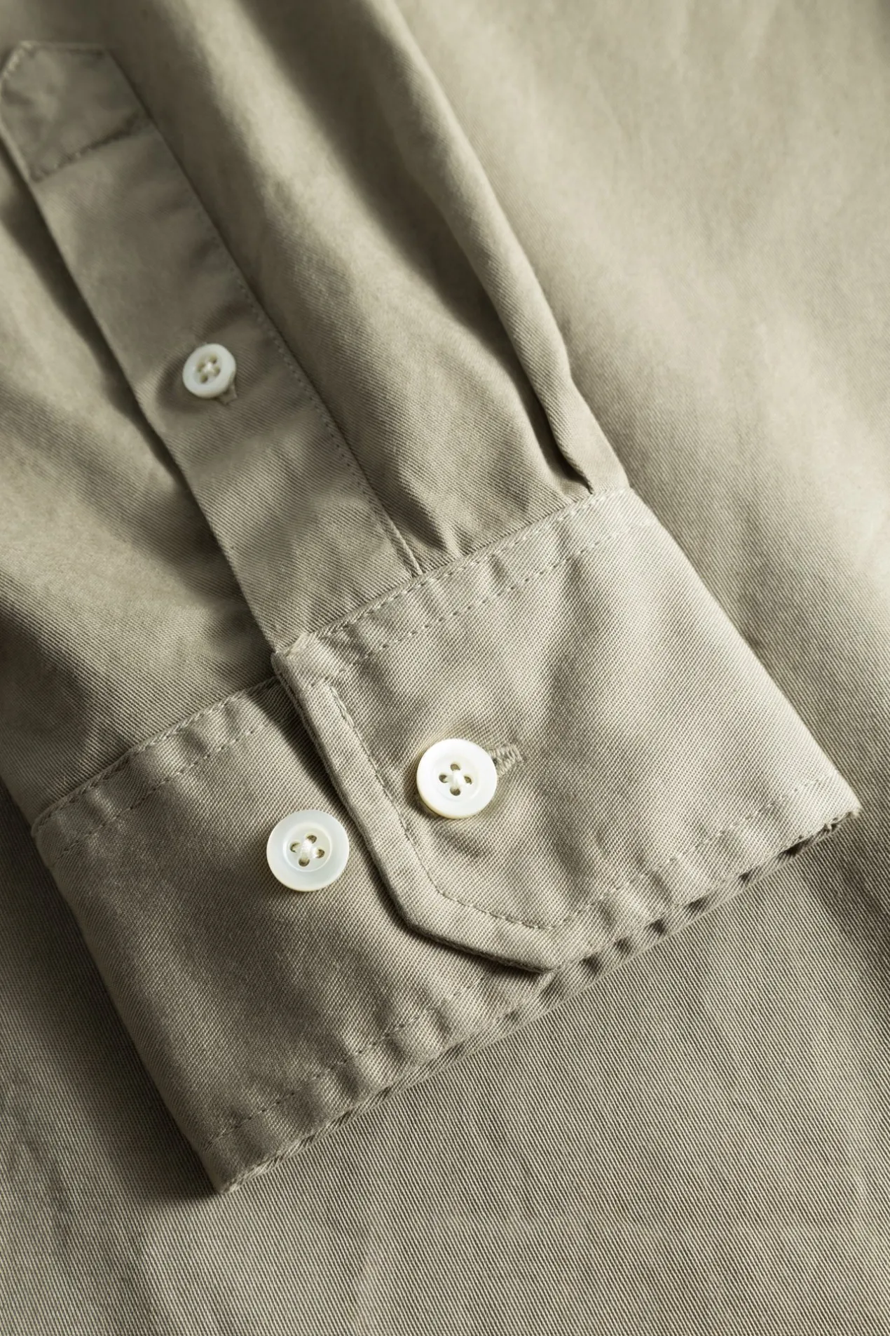 anton_light_twill_shirt_2.webp Norse Projects SHIRTING^Anton Light Twill Shirt Clay