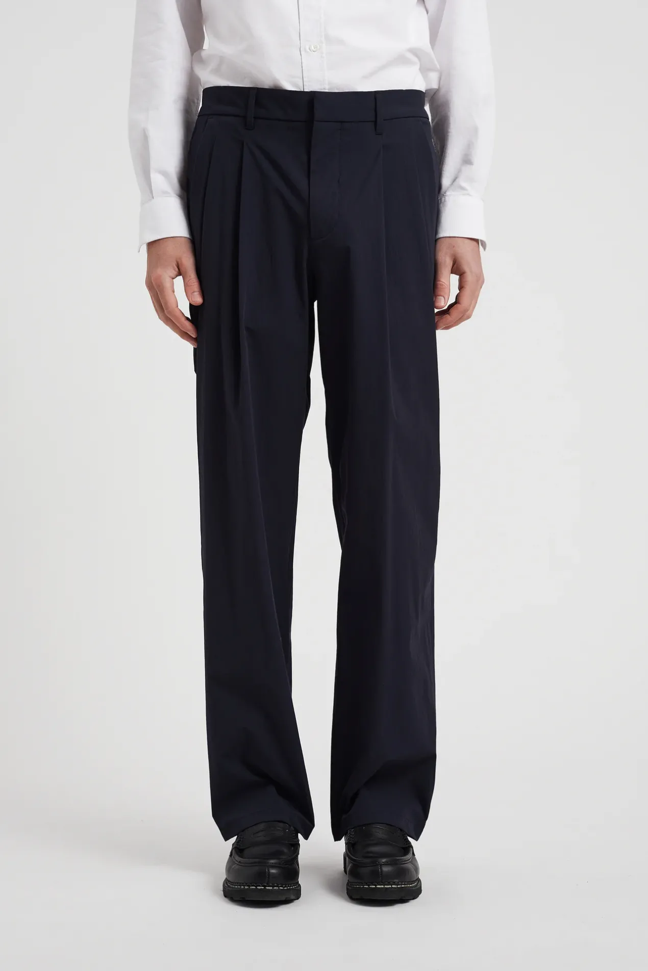 benn_travel_light_pants_2-1.webp Norse Projects TROUSERS^Benn Travel Light Pants Dark Navy