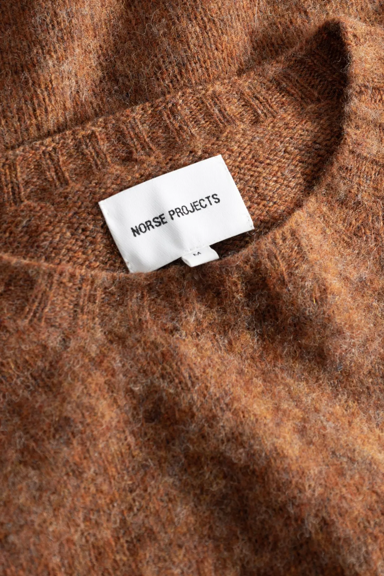 birnir_brushed_lambswool_6-4.webp Norse Projects KNITWEAR^Birnir Brushed Lambswool Burnt Orange