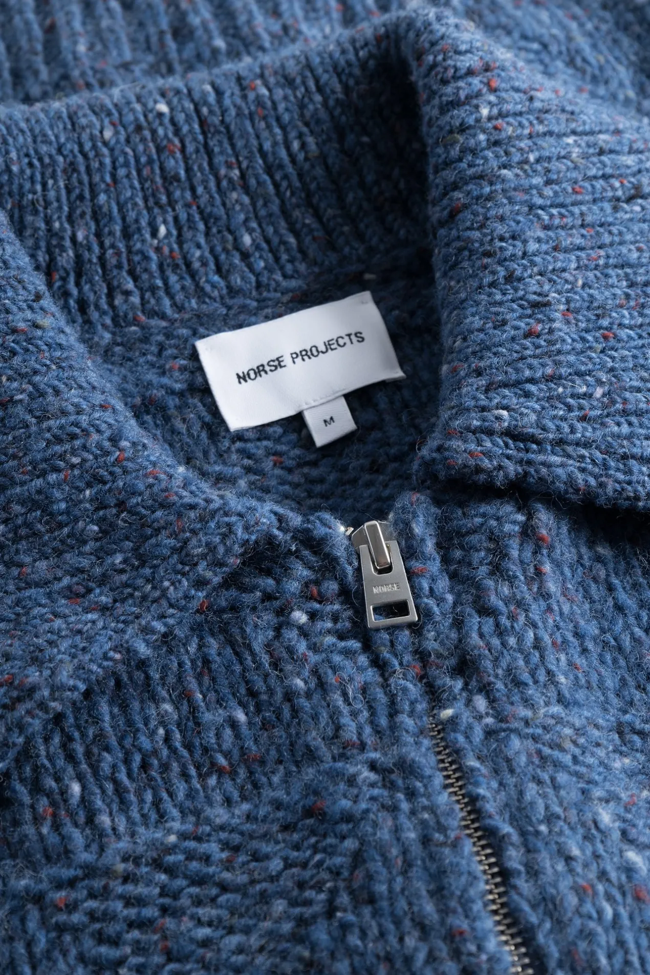 erik_donegal_diamond_jacket_4-1.webp Norse Projects KNITWEAR^Erik Donegal Diamond Jacket Ensign Blue