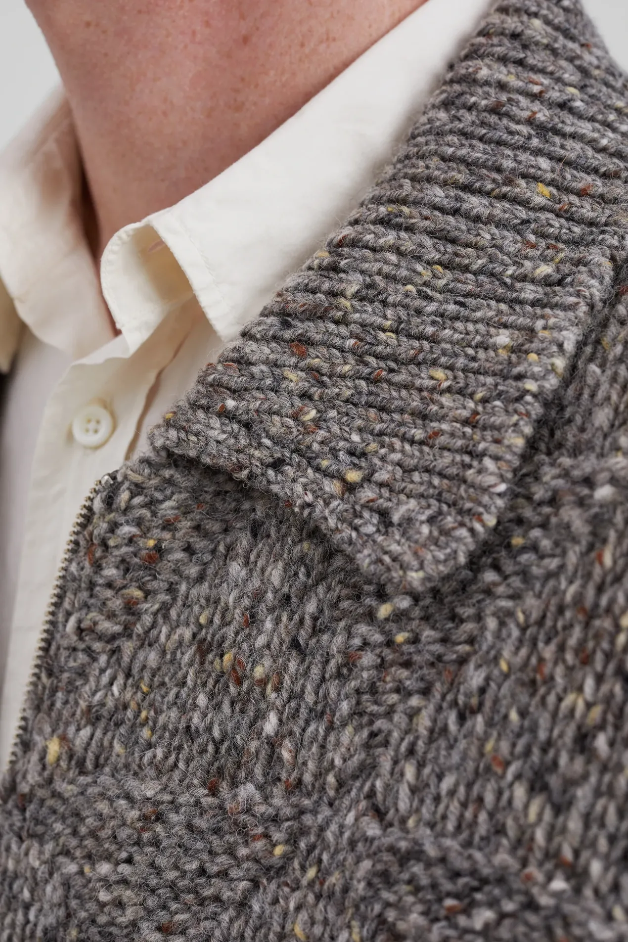 erik_donegal_diamond_jacket_4.webp Norse Projects KNITWEAR^Erik Donegal Diamond Jacket Grey Melange