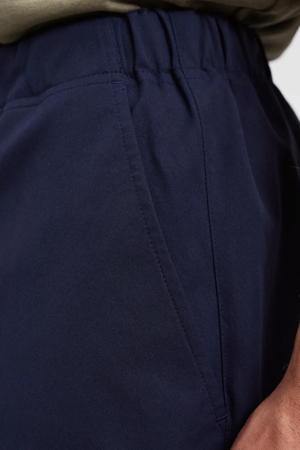 ezra_relaxed_solotex_twill_trouser_4-1.webp Norse Projects TROUSERS^Ezra Relaxed Solotex Twill Trouser Dark Navy