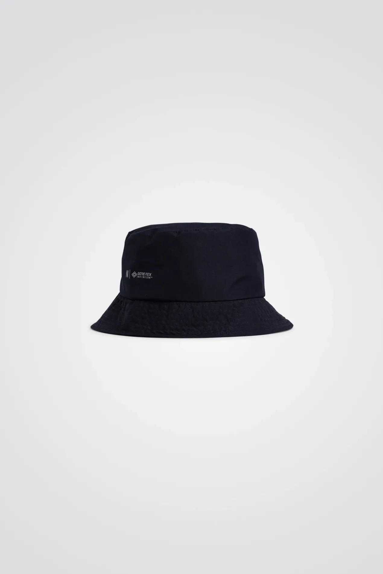 goretex_infinium_bucket_hat_0-1.webp Norse Projects CAPS^Gore-Tex Infinium Bucket Hat Dark Navy