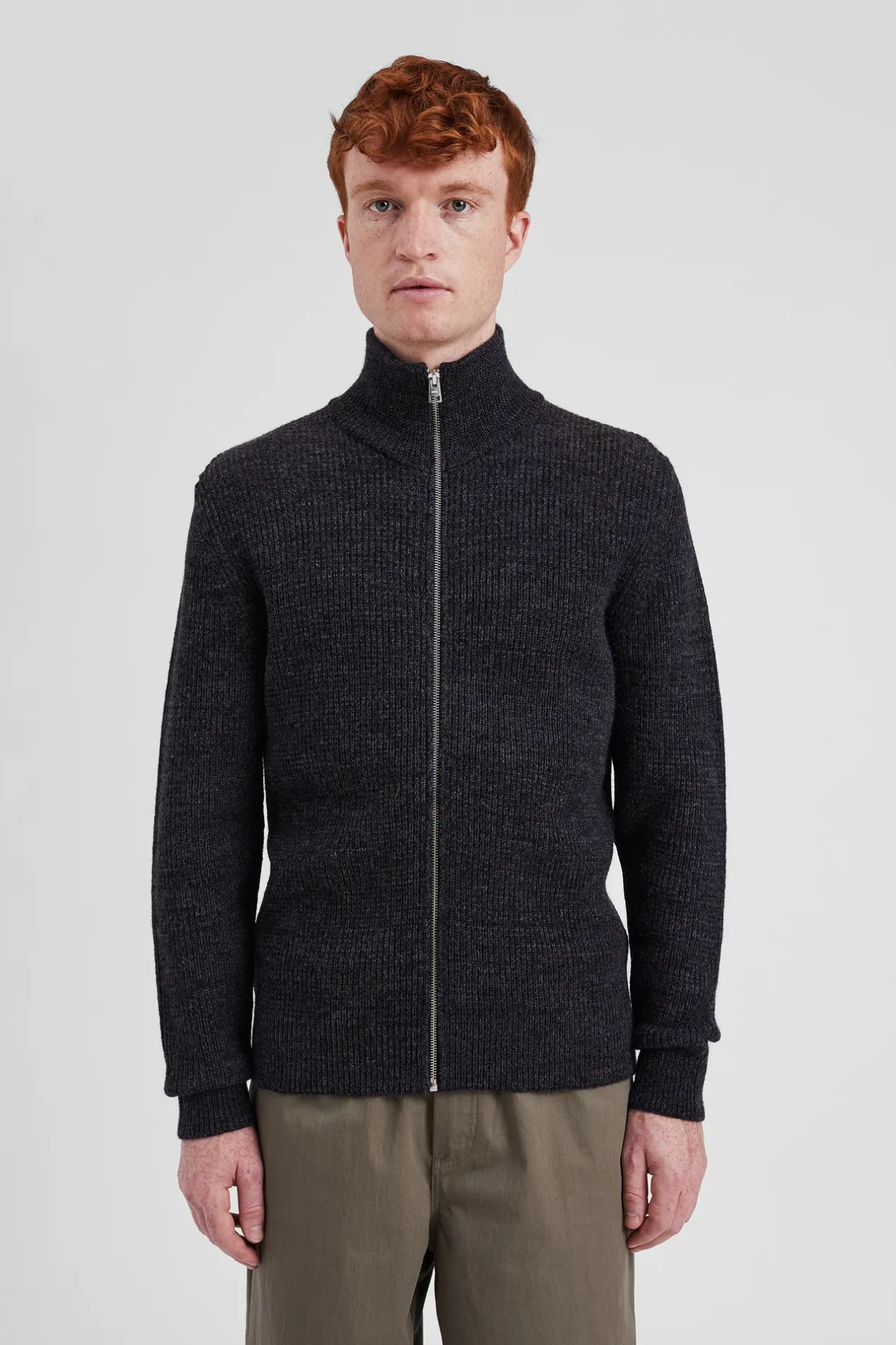 hagen_wool_cotton_rib_full_zip_jacket_2-1.webp Norse Projects KNITWEAR^Hagen Wool Cotton Rib Full Zip Jacket Dark Grey Melange