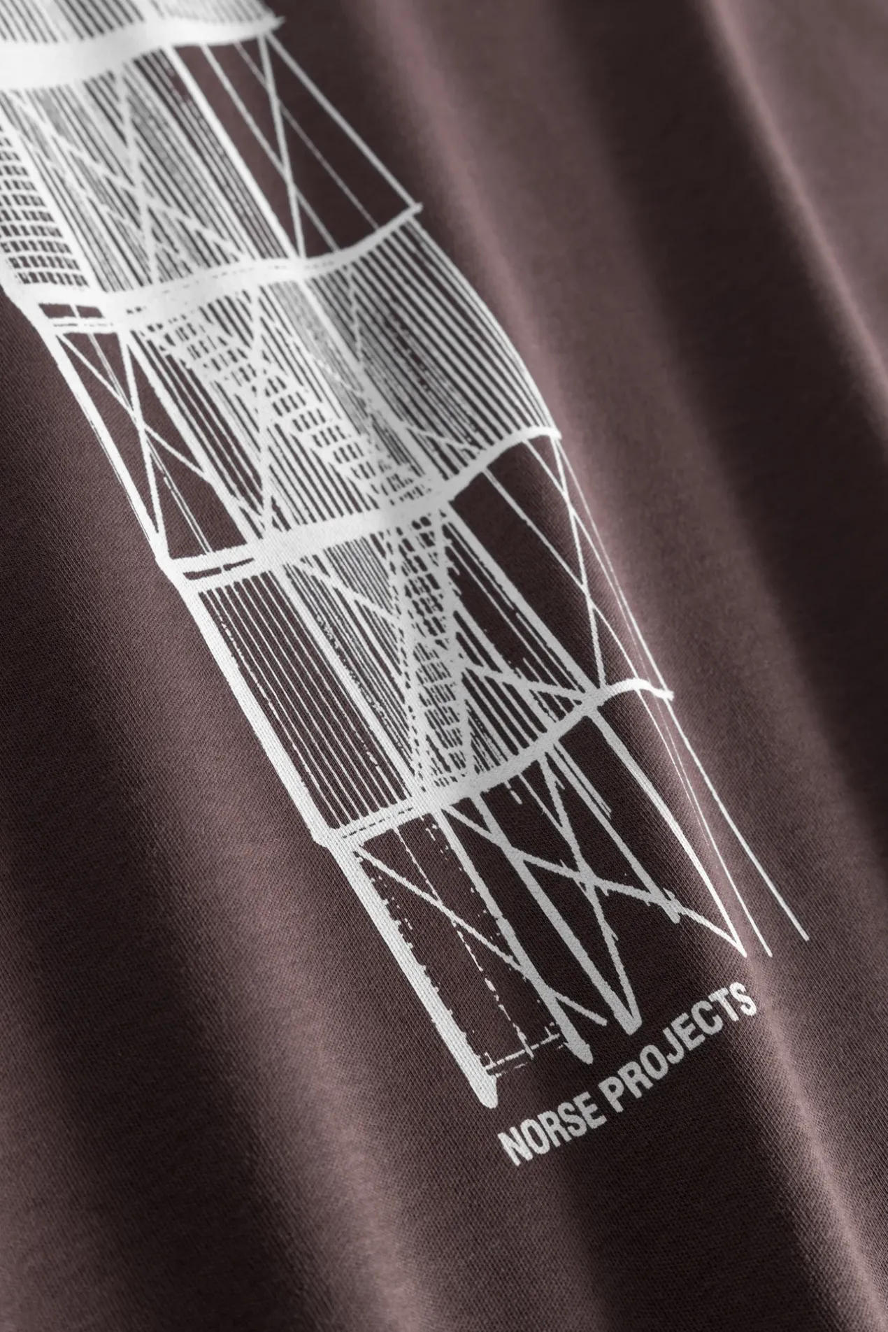 holger_organic_interlock_tower_print_tshirt_7.webp Norse Projects T-SHIRTS^Holger Organic Interlock Tower Print T-Shirt Wine Red