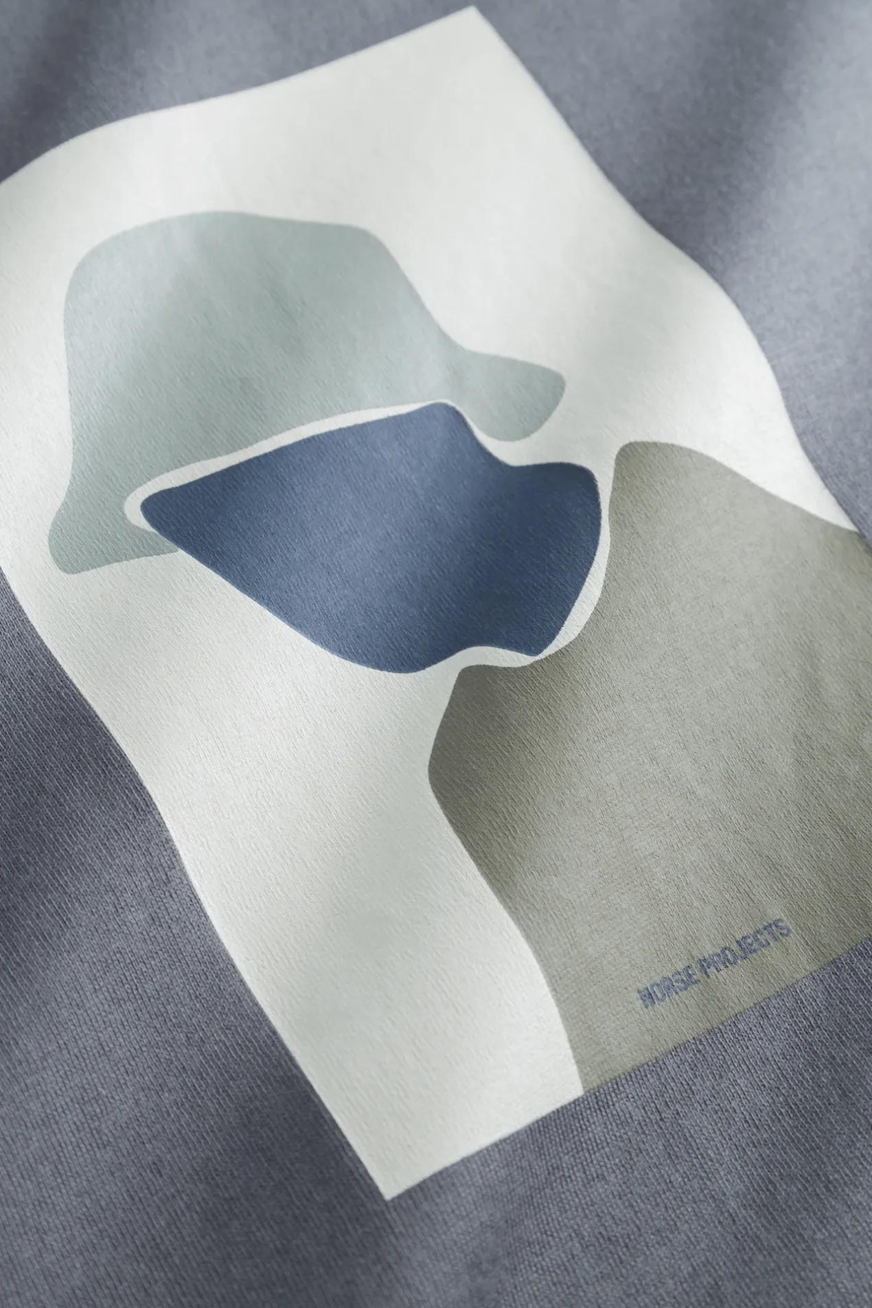 johannes_organic_bucket_hat_print_tshirt_7.webp Norse Projects T-SHIRTS^Johannes Organic Bucket Hat Print T-shirt Magnet Grey