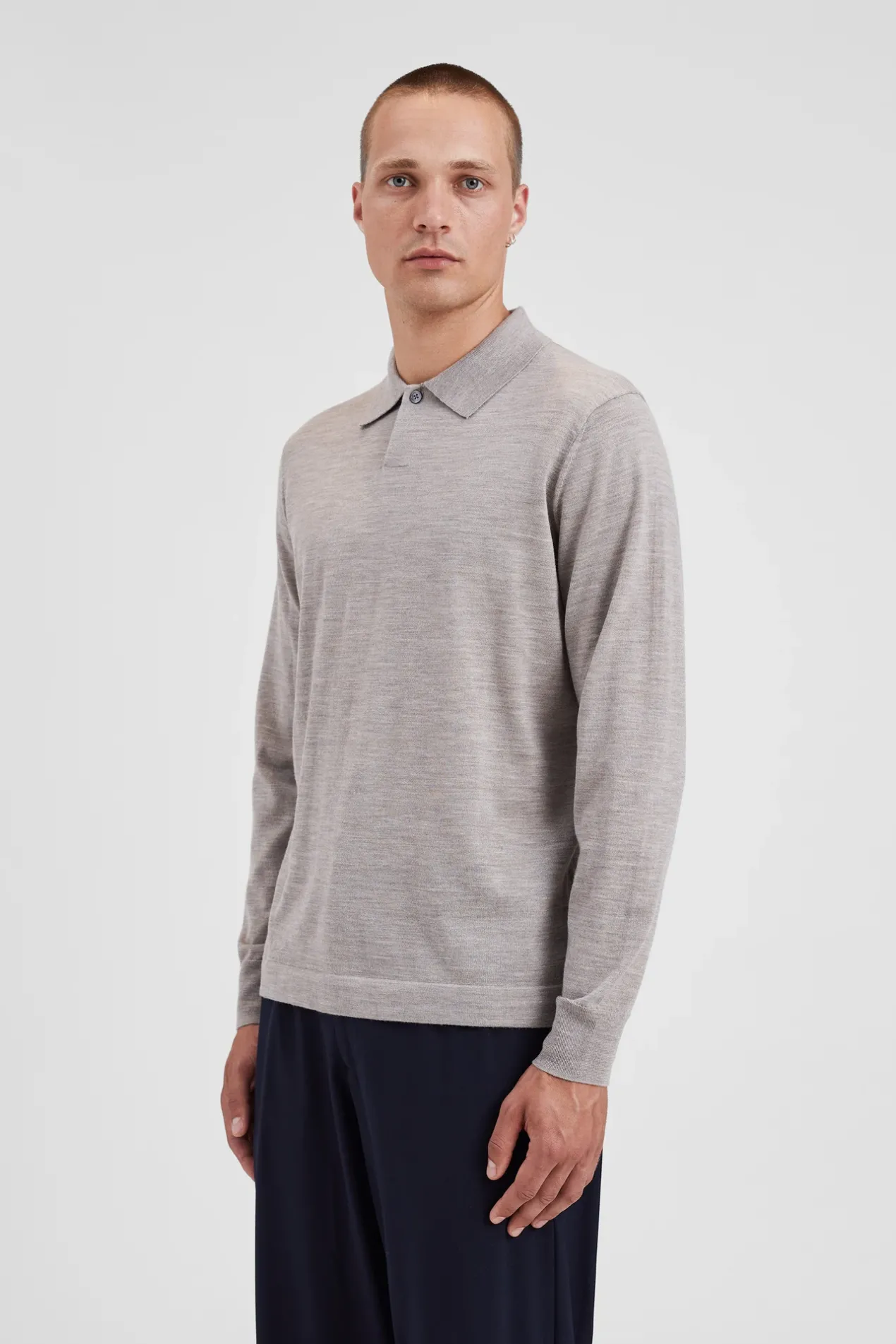 jon_tech_merino_ls_polo_2.webp Norse Projects KNITWEAR^Jon Tech Merino LS Polo Sand