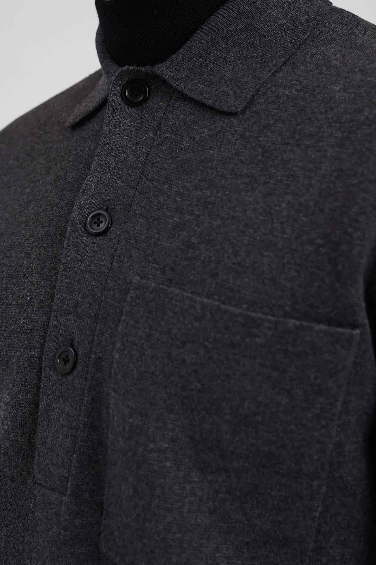 kian_merino_cotton_milano_polo_3.webp Norse Projects KNITWEAR^Kian Merino Cotton Milano Polo Dark Grey Melange