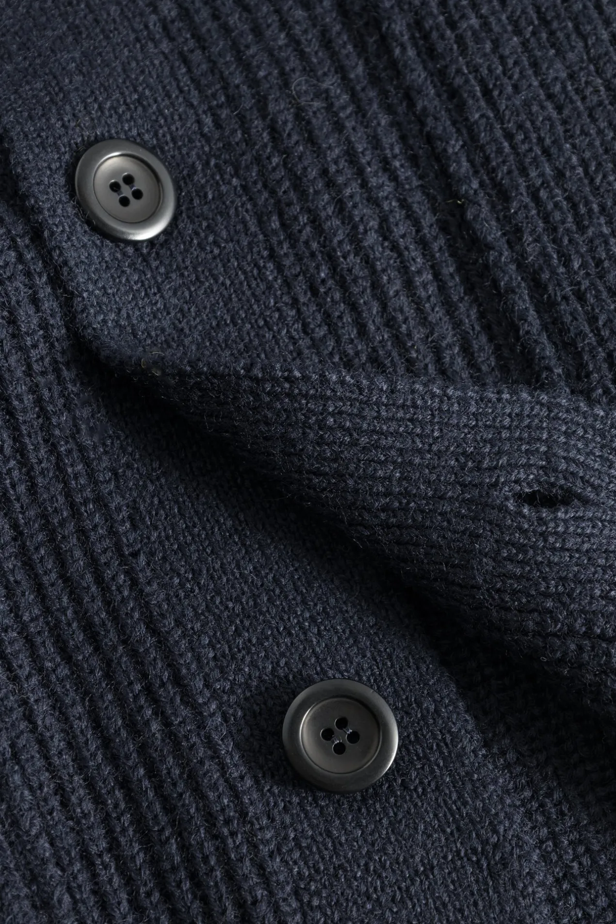 loki_wool_cotton_rib_cardigan_7-1.webp Norse Projects KNITWEAR^Loki Wool Cotton Rib Cardigan Dark Navy