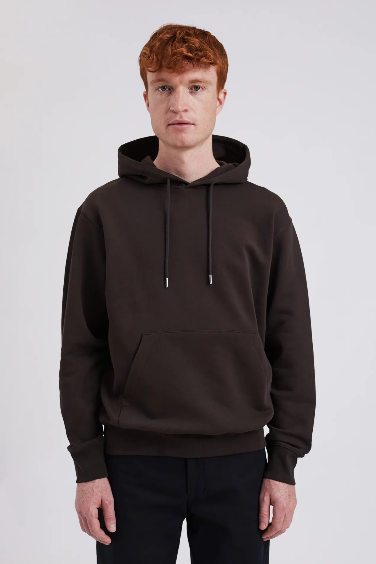 norse_standard_hoodie_3-2.webp Norse Projects SWEATSHIRTS^Norse Standard Hoodie Espresso