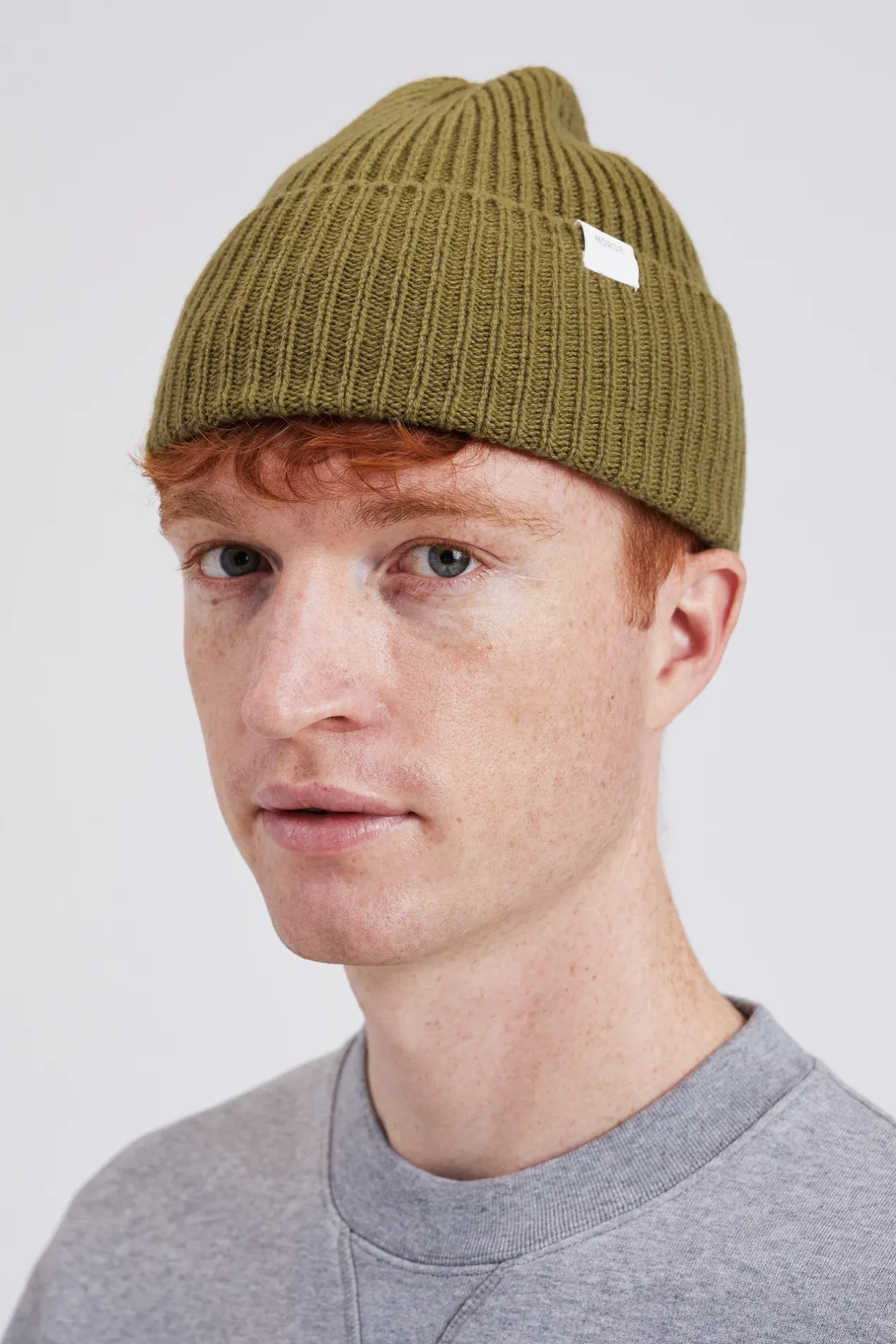 norse_standard_merino_lambswool_beanie_2.webp Norse Projects BEANIES^Norse Standard Merino Lambswool Beanie Sitka Green