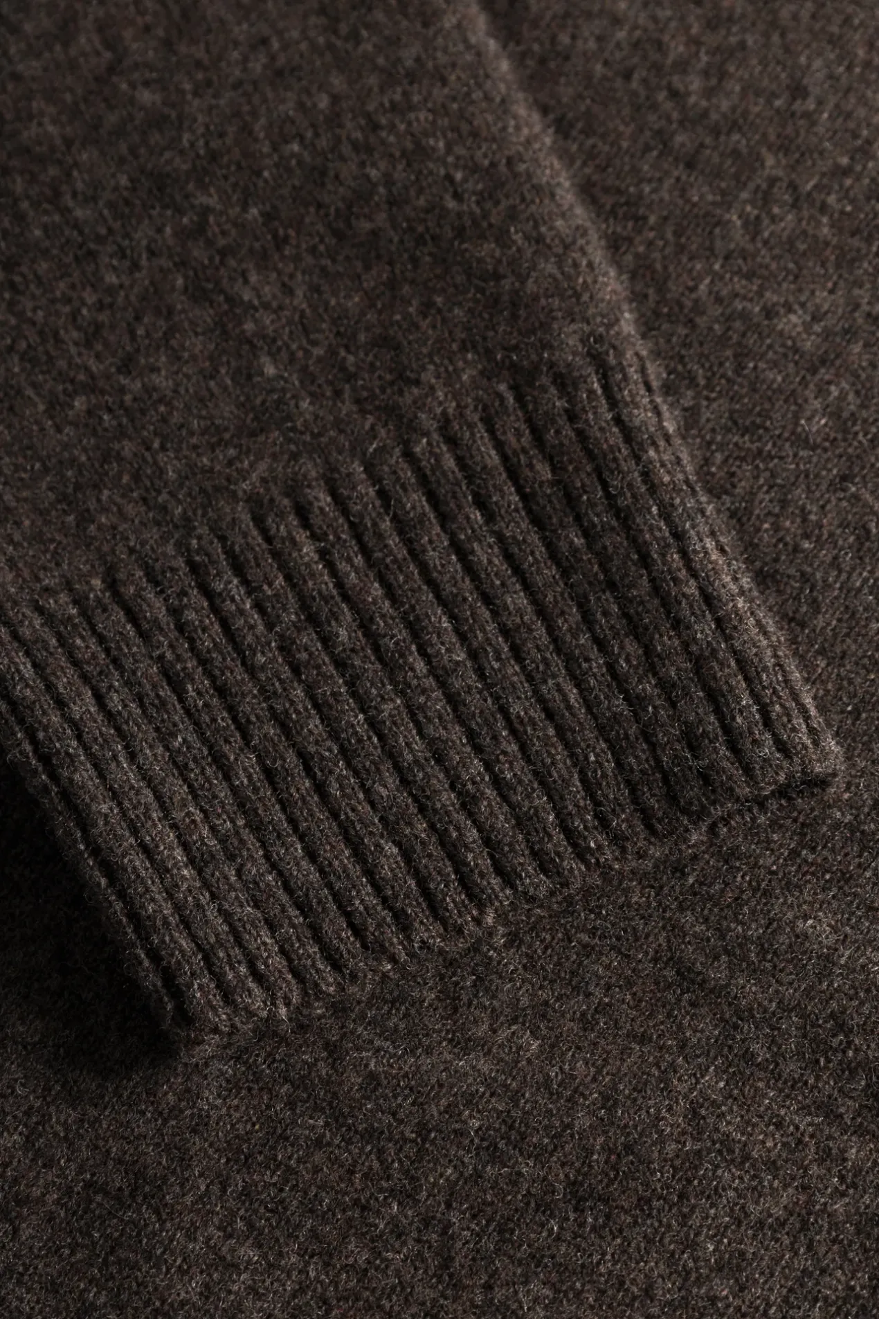 norse_standard_merino_lambswool_polo_7.webp Norse Projects KNITWEAR^Norse Standard Merino Lambswool Polo Heathland Brown