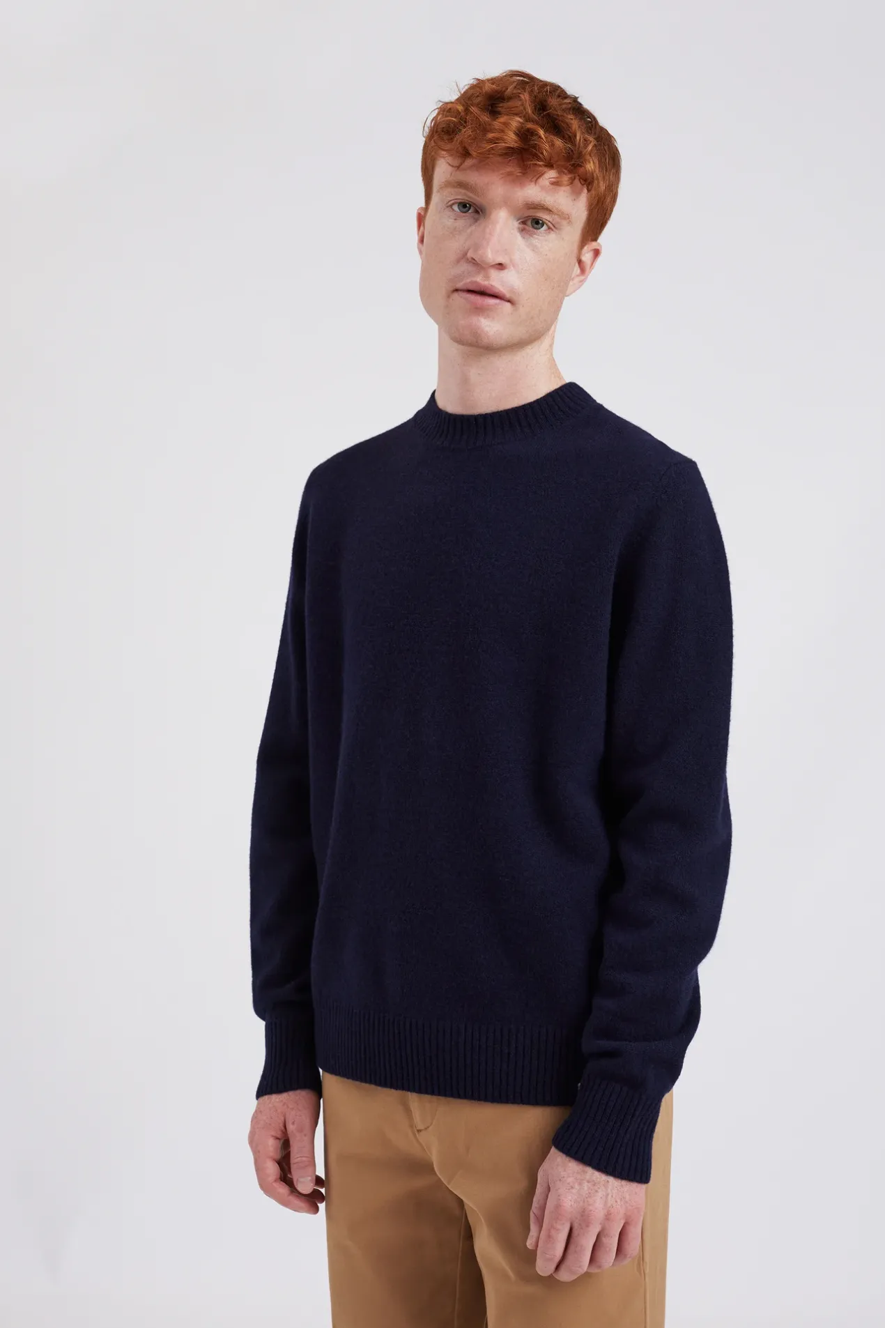norse_standard_merino_lambswool_sweater_3.webp Norse Projects KNITWEAR^Norse Standard Merino Lambswool Sweater Dark Navy