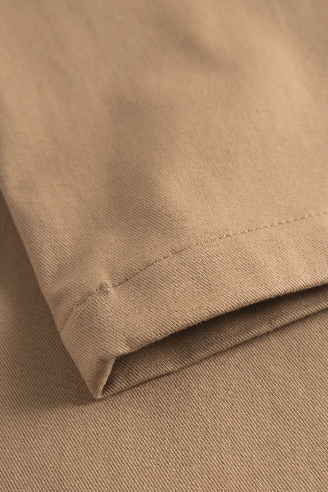 norse_standard_slim_chino_4-1.webp Norse Projects TROUSERS^Norse Standard Slim Chino Utility Khaki