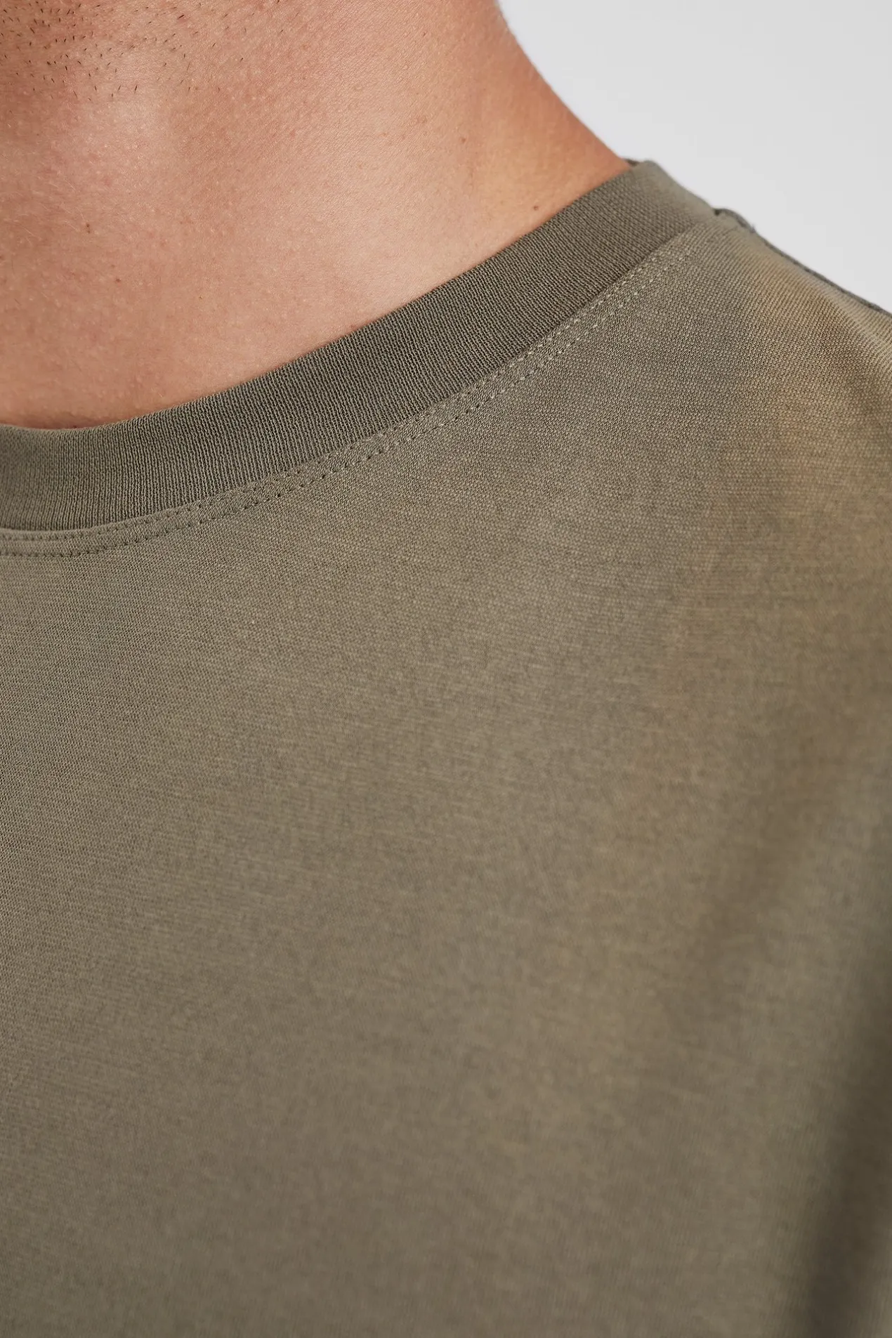 norse_standard_tshirt_3-3.webp Norse Projects T-SHIRTS^Norse Standard T-shirt Sediment Green