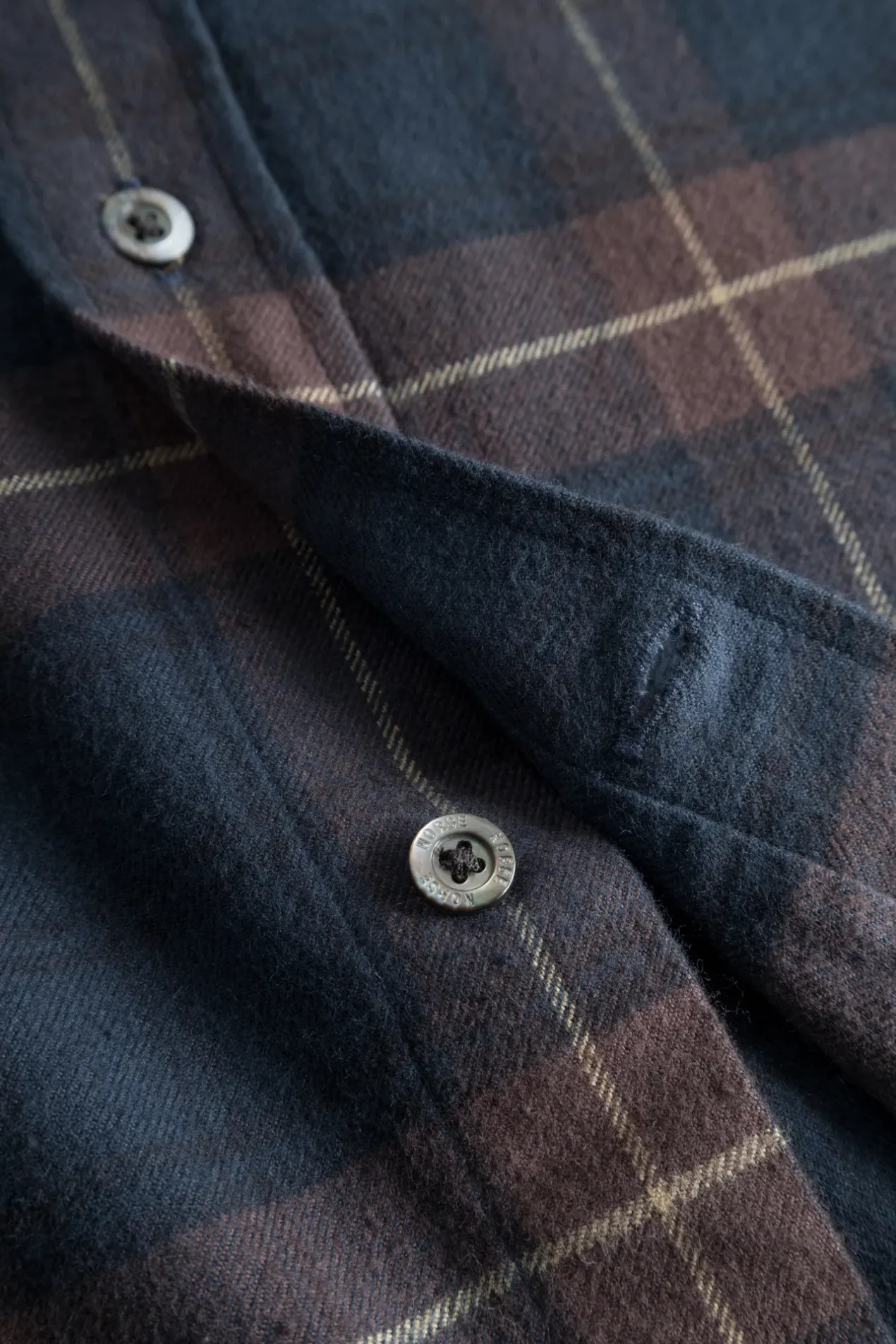 osvald_flannel_check_shirt_8.webp Norse Projects SHIRTING^Osvald Flannel Check Shirt Wine Red