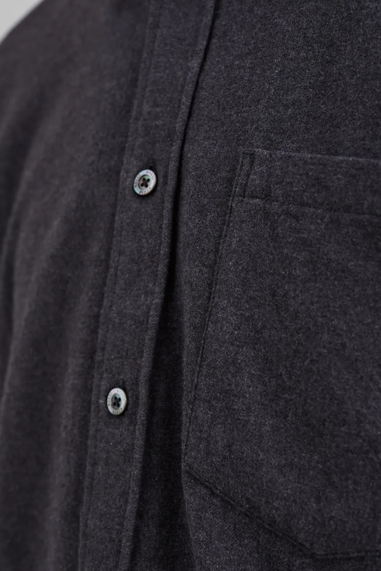 osvald_flannel_shirt_5-1.webp Norse Projects SHIRTING^Osvald Flannel Shirt Charcoal Melange