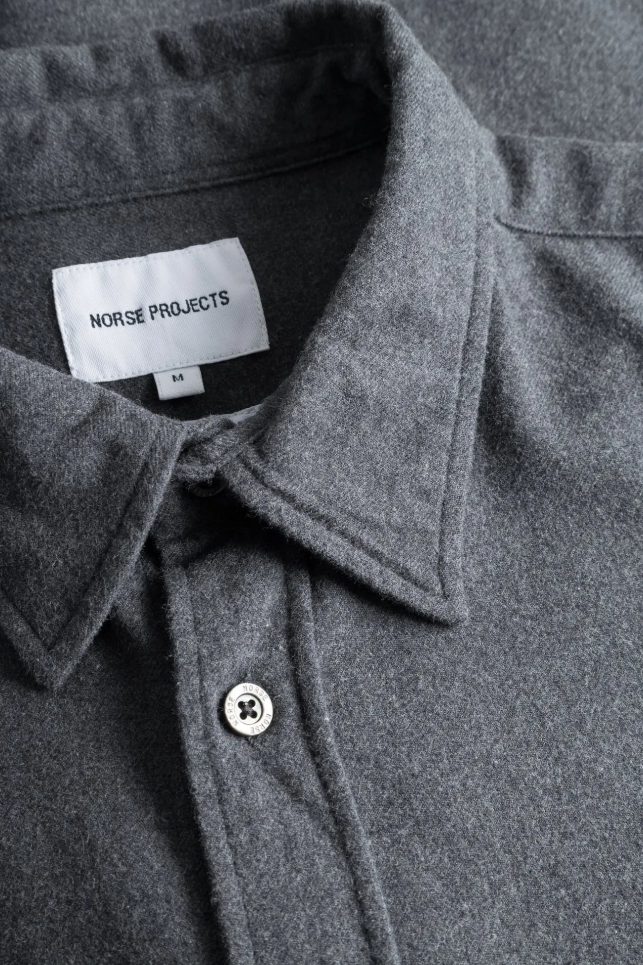 osvald_flannel_shirt_6.webp Norse Projects SHIRTING^Osvald Flannel Shirt Charcoal Melange