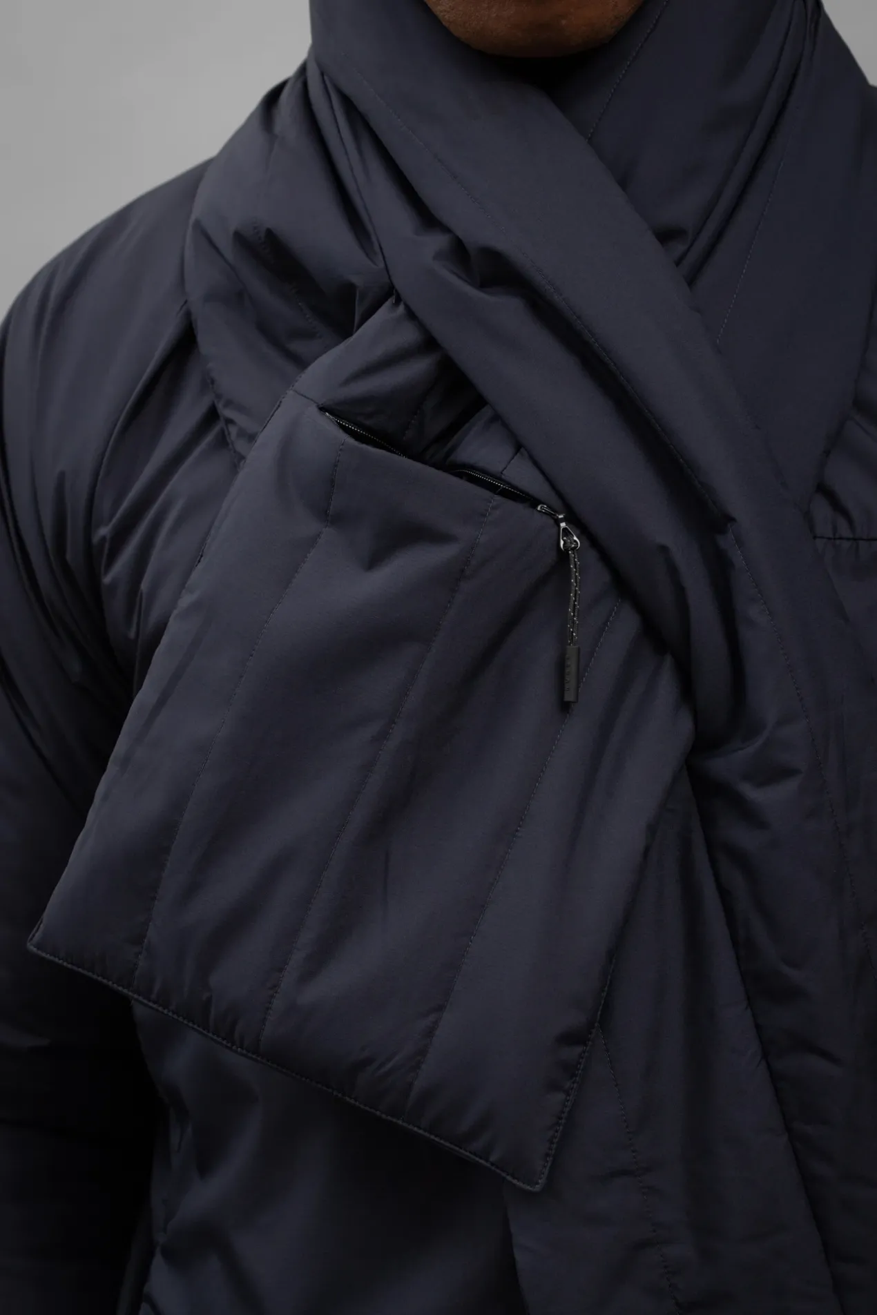 pertex_quantum_keyhole_scarf_4.webp Norse Projects ACCESSORIES^Pertex Quantum Keyhole Scarf Dark Navy