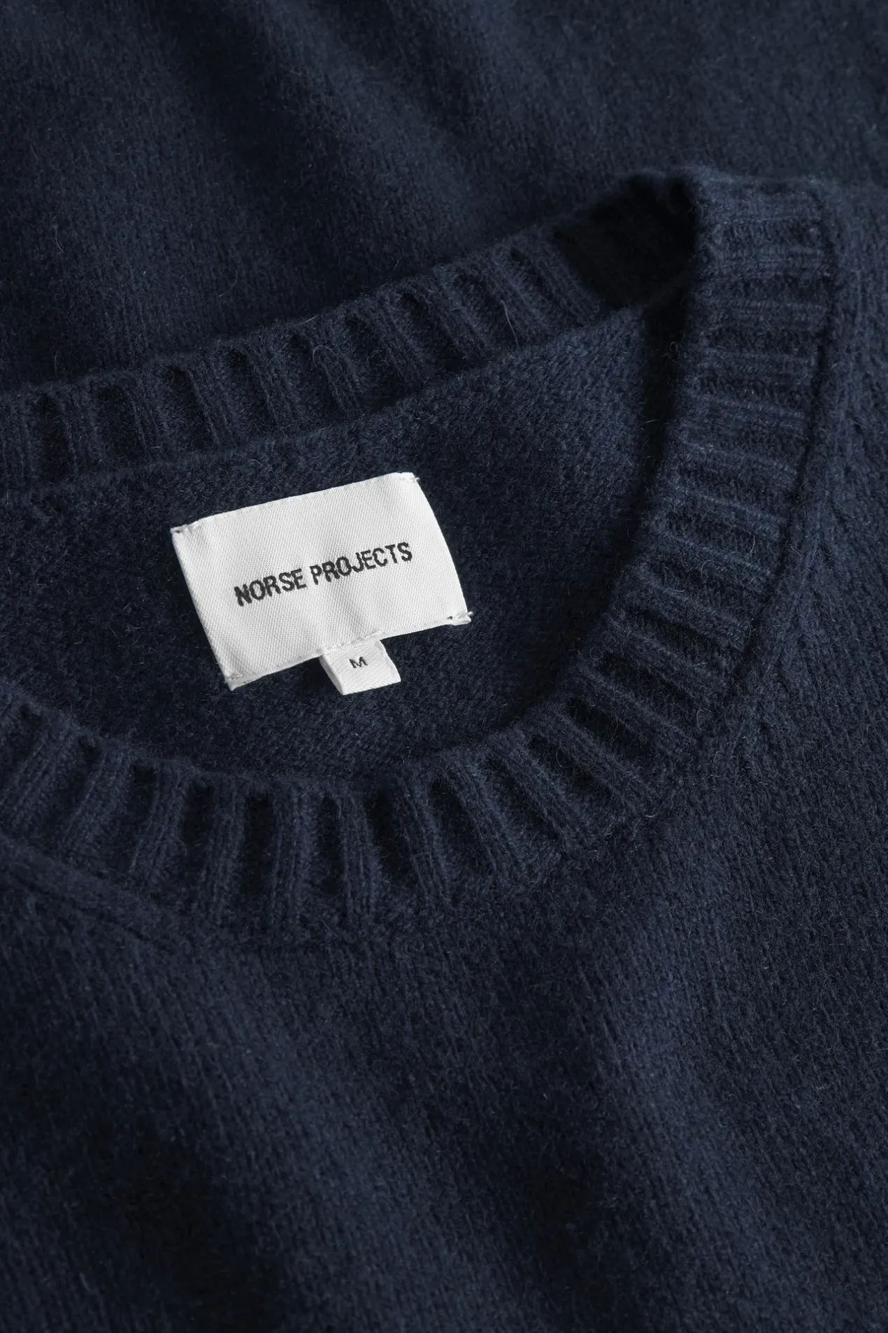 sigfred_cashmere_sweater_5-1.webp Norse Projects KNITWEAR^Sigfred Cashmere Sweater Dark Navy