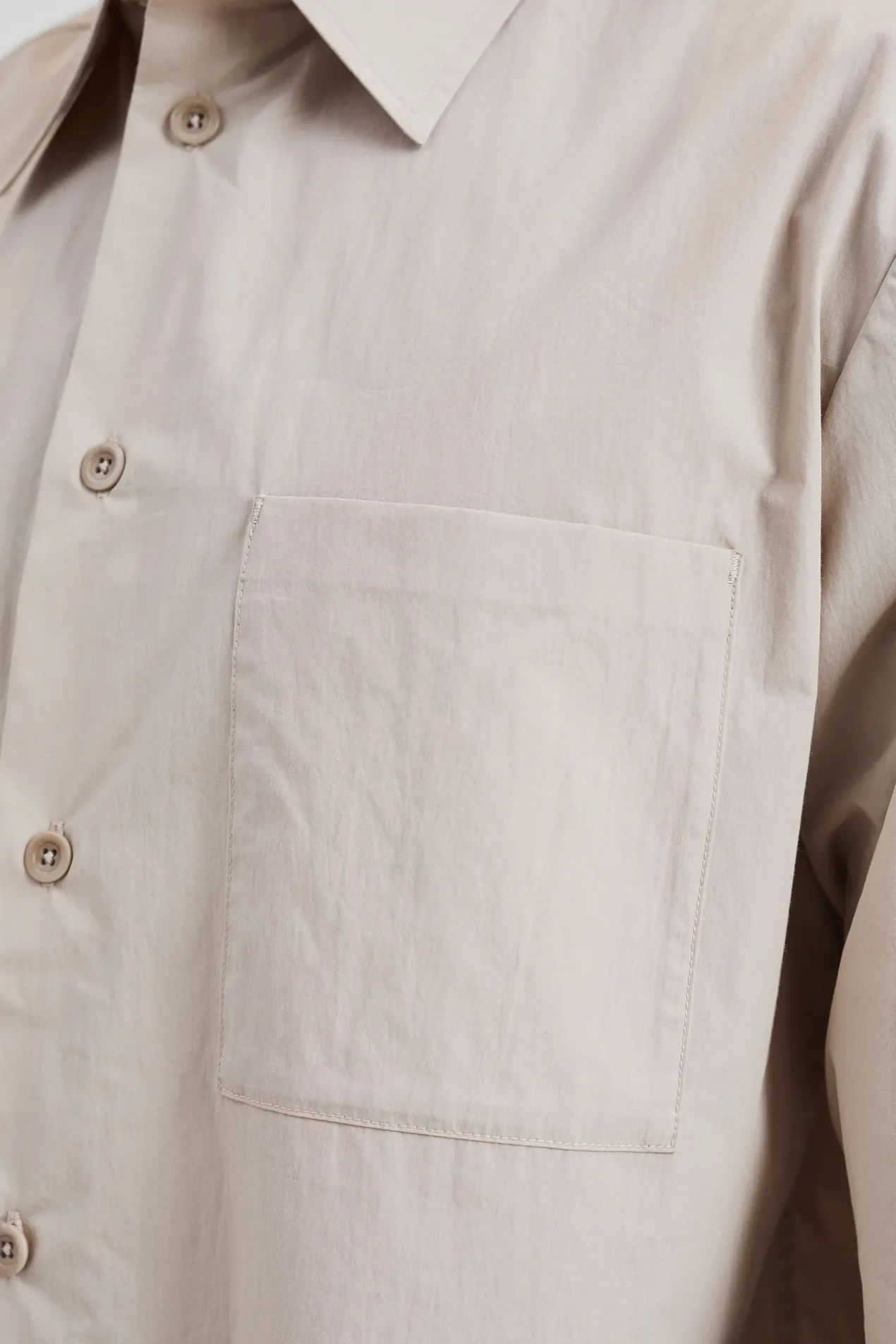 silas_tech_poplin_shirt_4.webp Norse Projects SHIRTING^Silas Tech Poplin Shirt Stone