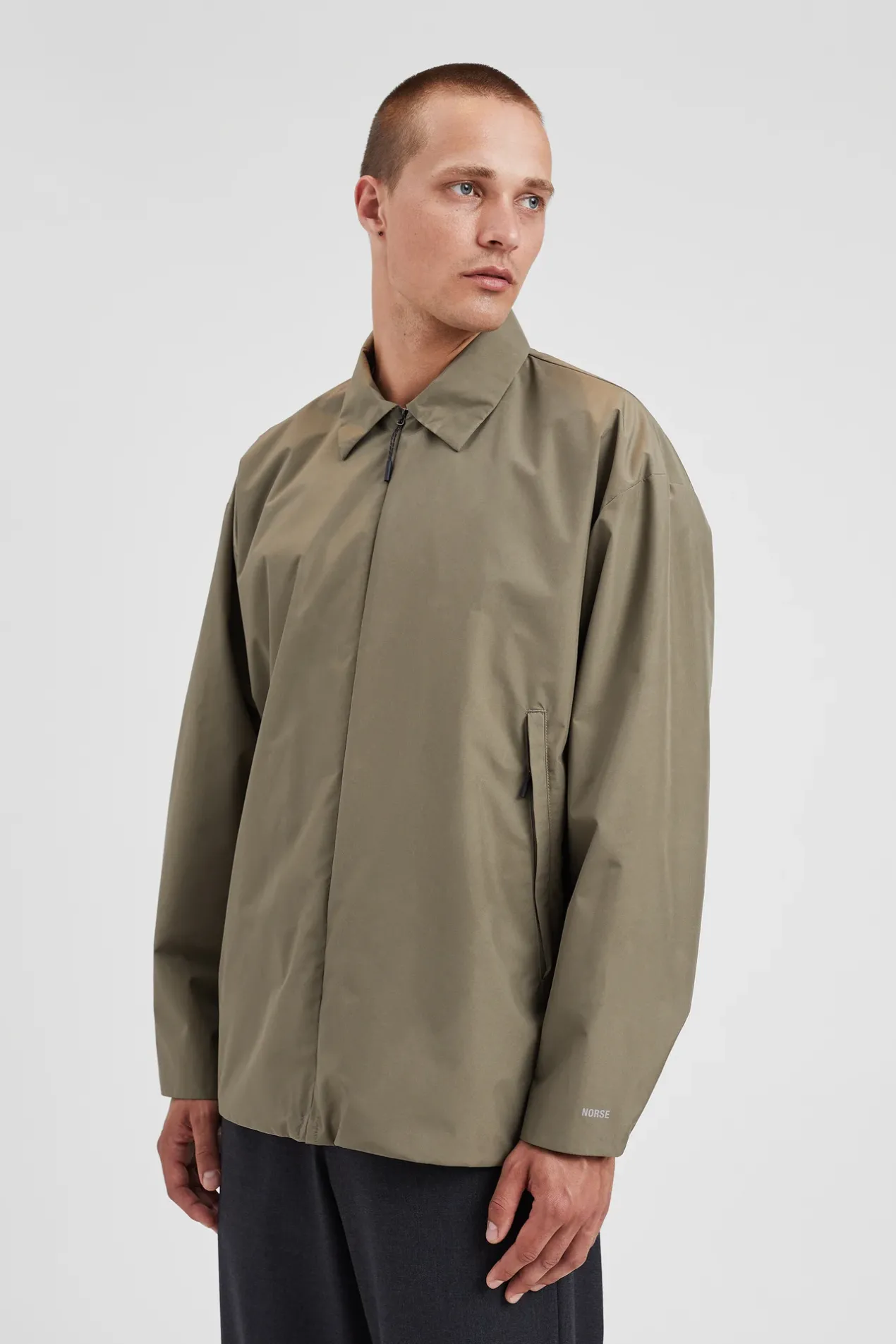 sten_goretex_windstopper_insulated_shirt_jacket_3.webp Norse Projects OUTERWEAR^Sten Gore-Tex Windstopper Insulated Shirt Jacket Sediment Green