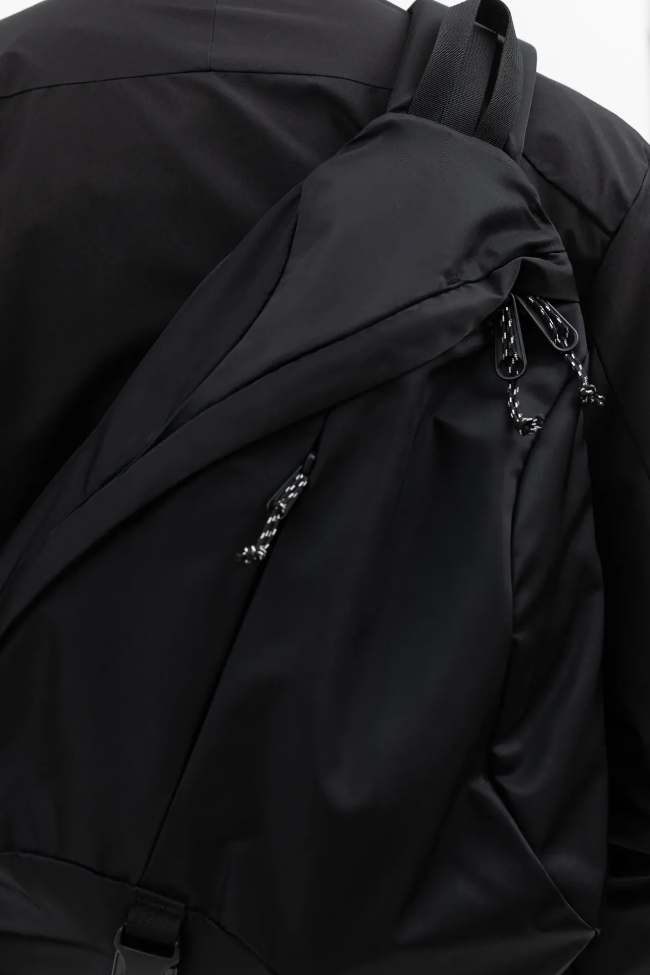 tripoint_bag_4.webp Norse Projects ACCESSORIES^Tri-Point Bag Black